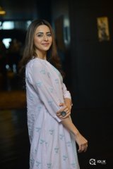 Rakul Preet Singh New Photos
